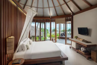 Getaway Villa — Haadtien Beach Resort